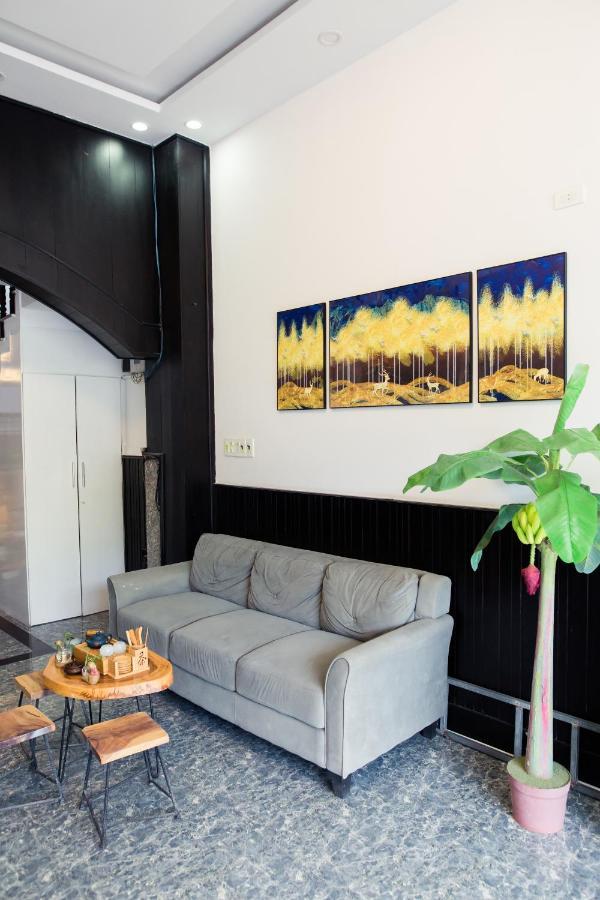 Lalaland Hostel Quy Nhon Esterno foto